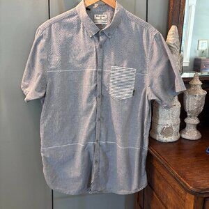 Billabong Men's XXL Gray Striped Button Down Collared Shirt Tailored Fit Stretch